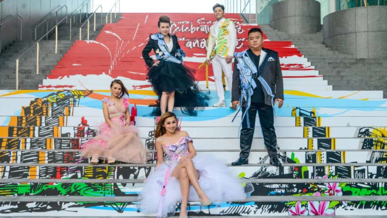 最资深 新人 报到阳光可乐唱歌 主持样样行